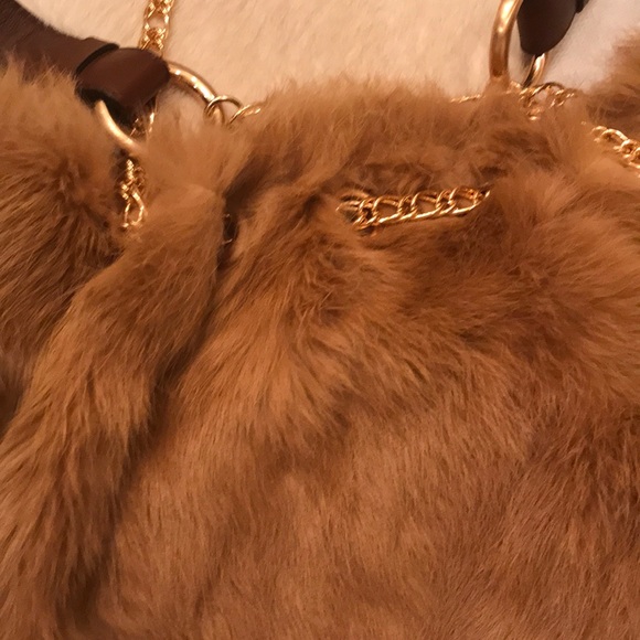 BCBG rabbit purse - Picture 3 of 4